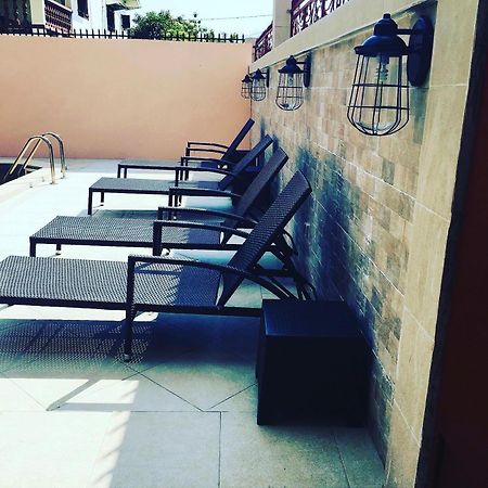Residence Hoteliere Le Jomonia ليبرفيل المظهر الخارجي الصورة