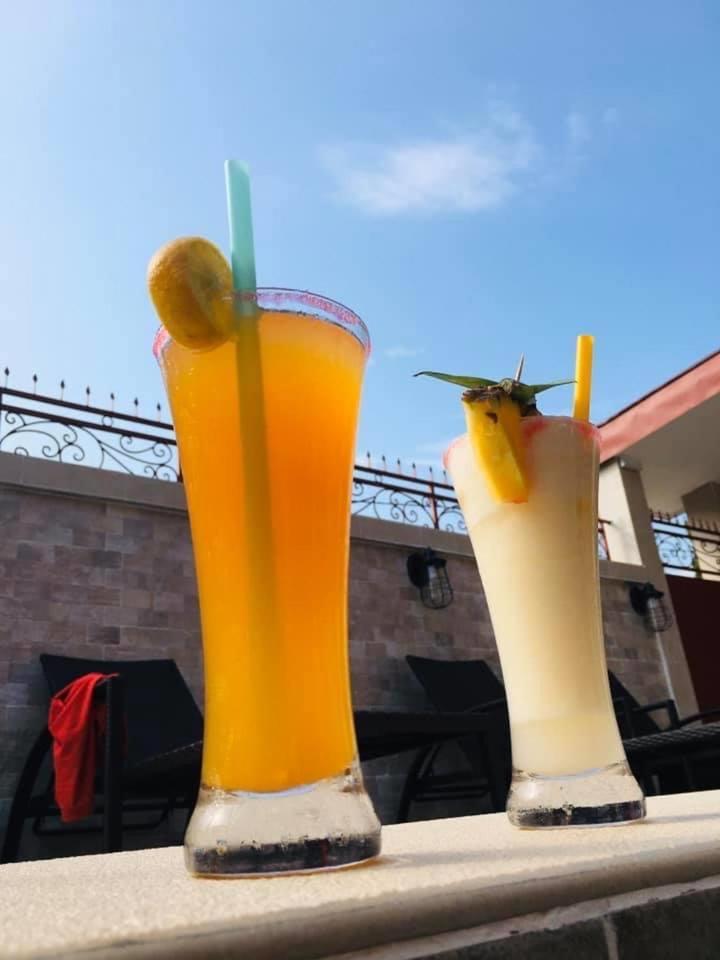 Residence Hoteliere Le Jomonia ليبرفيل المظهر الخارجي الصورة