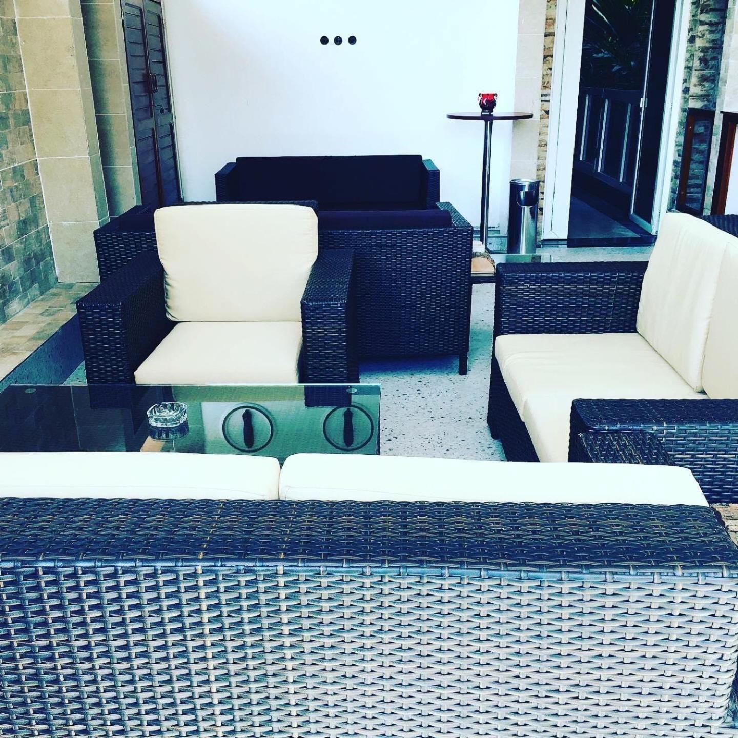 Residence Hoteliere Le Jomonia ليبرفيل المظهر الخارجي الصورة