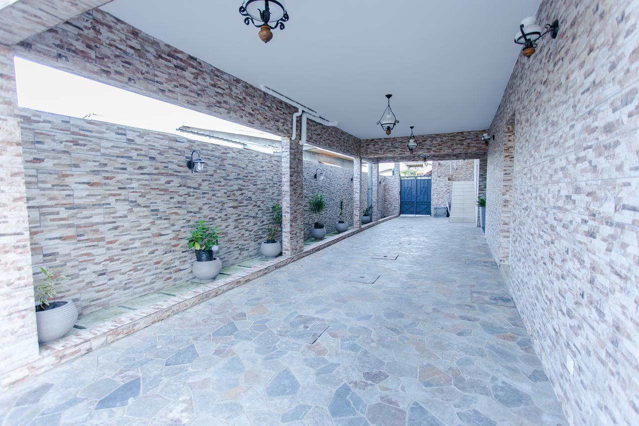 Residence Hoteliere Le Jomonia ليبرفيل المظهر الخارجي الصورة