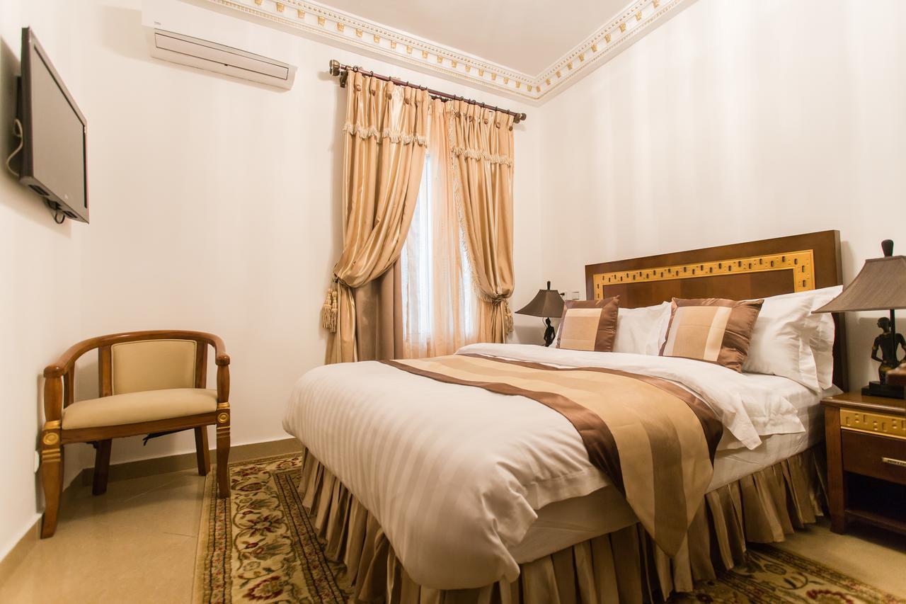 Residence Hoteliere Le Jomonia ليبرفيل المظهر الخارجي الصورة