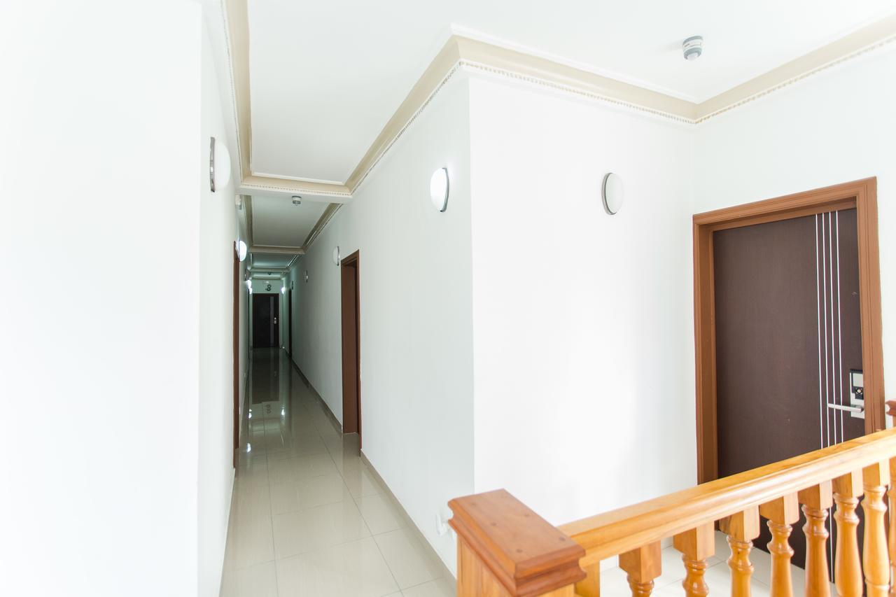 Residence Hoteliere Le Jomonia ليبرفيل المظهر الخارجي الصورة