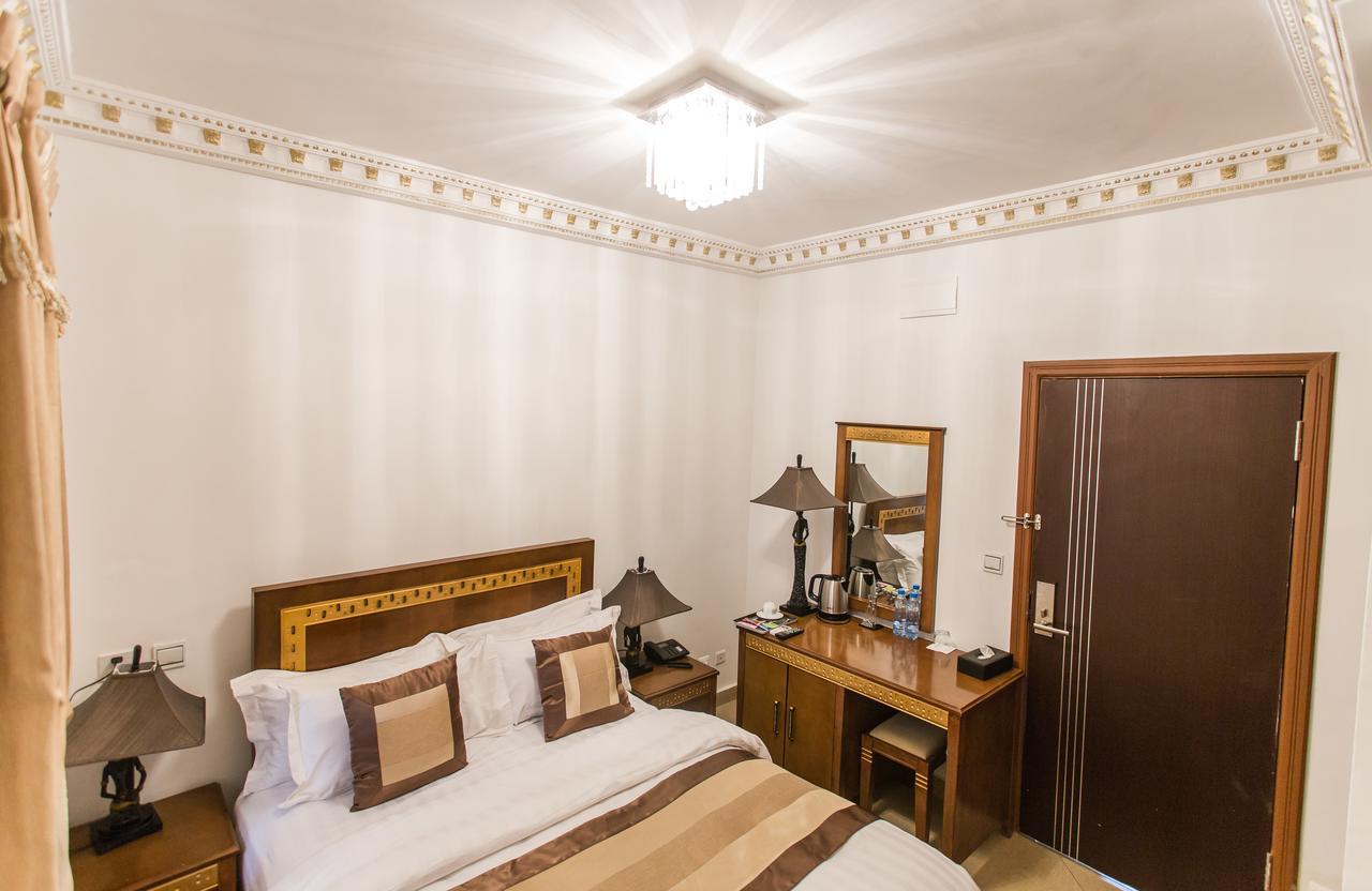 Residence Hoteliere Le Jomonia ليبرفيل المظهر الخارجي الصورة