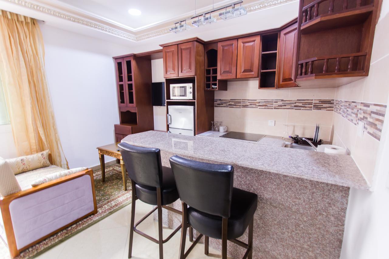 Residence Hoteliere Le Jomonia ليبرفيل المظهر الخارجي الصورة